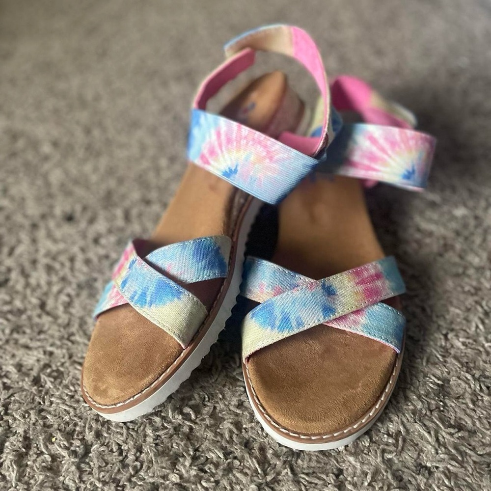 Colorful Tie-Dye Sandals